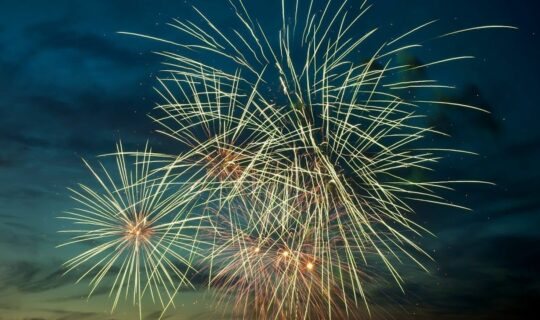 new-year's-fire-works-in-rio-de-janeiro