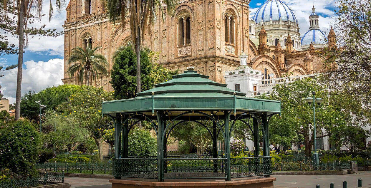 gazebo at parque calderon