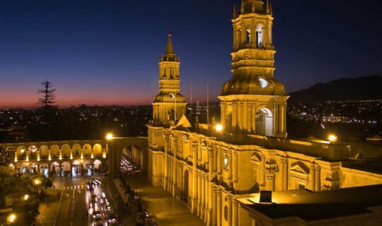 lima-peru-santo-domingo-monastery-at-night-on-a-peru-tour