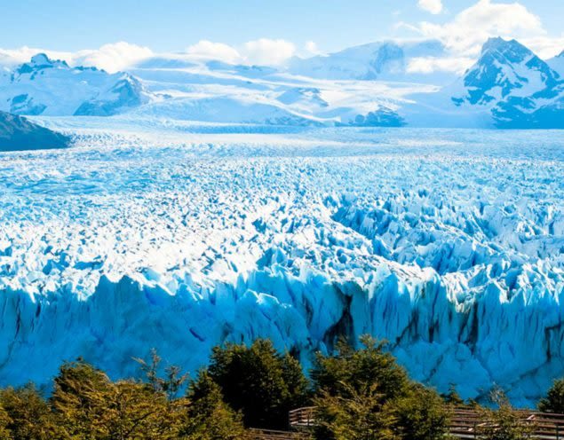 Glacier valley in Tierra del Fuego National Park