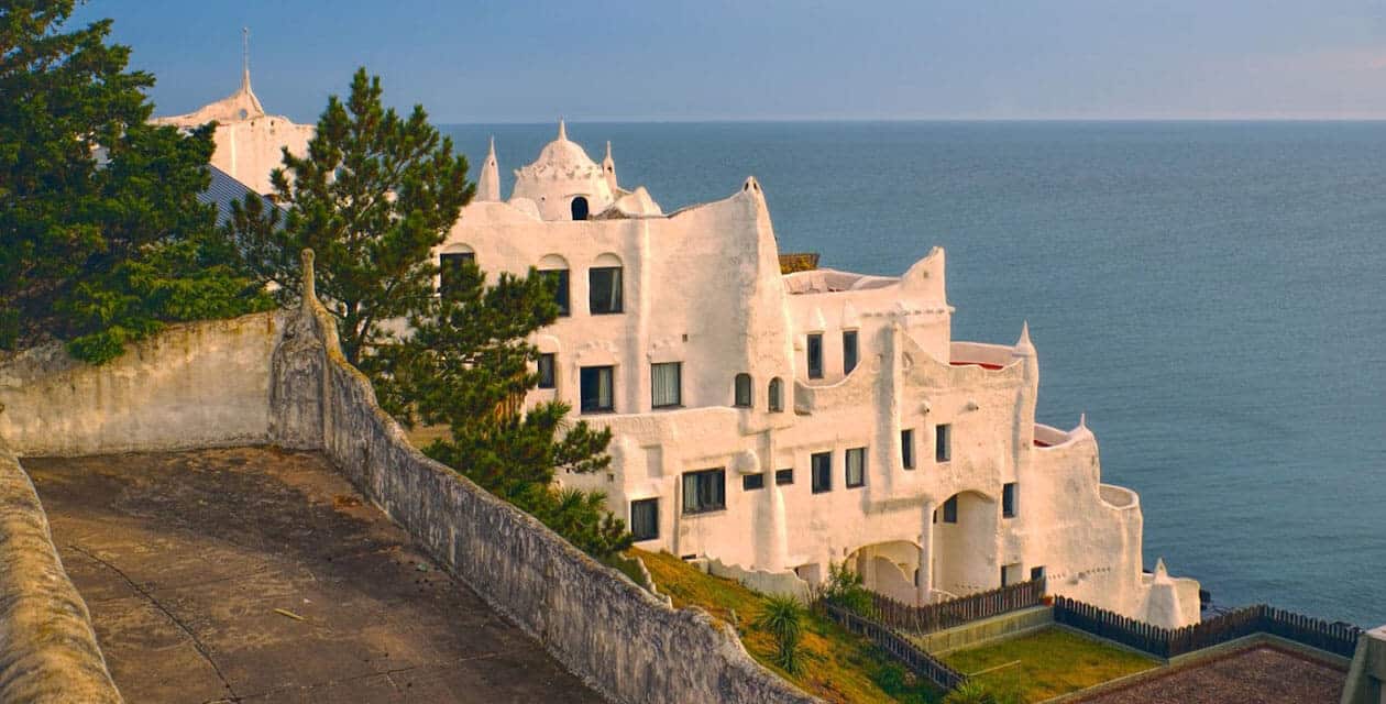overhead view of punta del este hotel and water