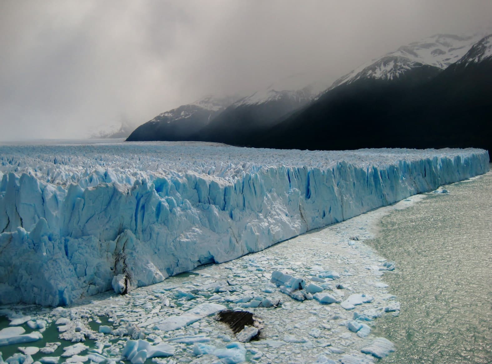 Perito Moreno Glacier, the famous advancing glacier near El Calafate, Patagonia