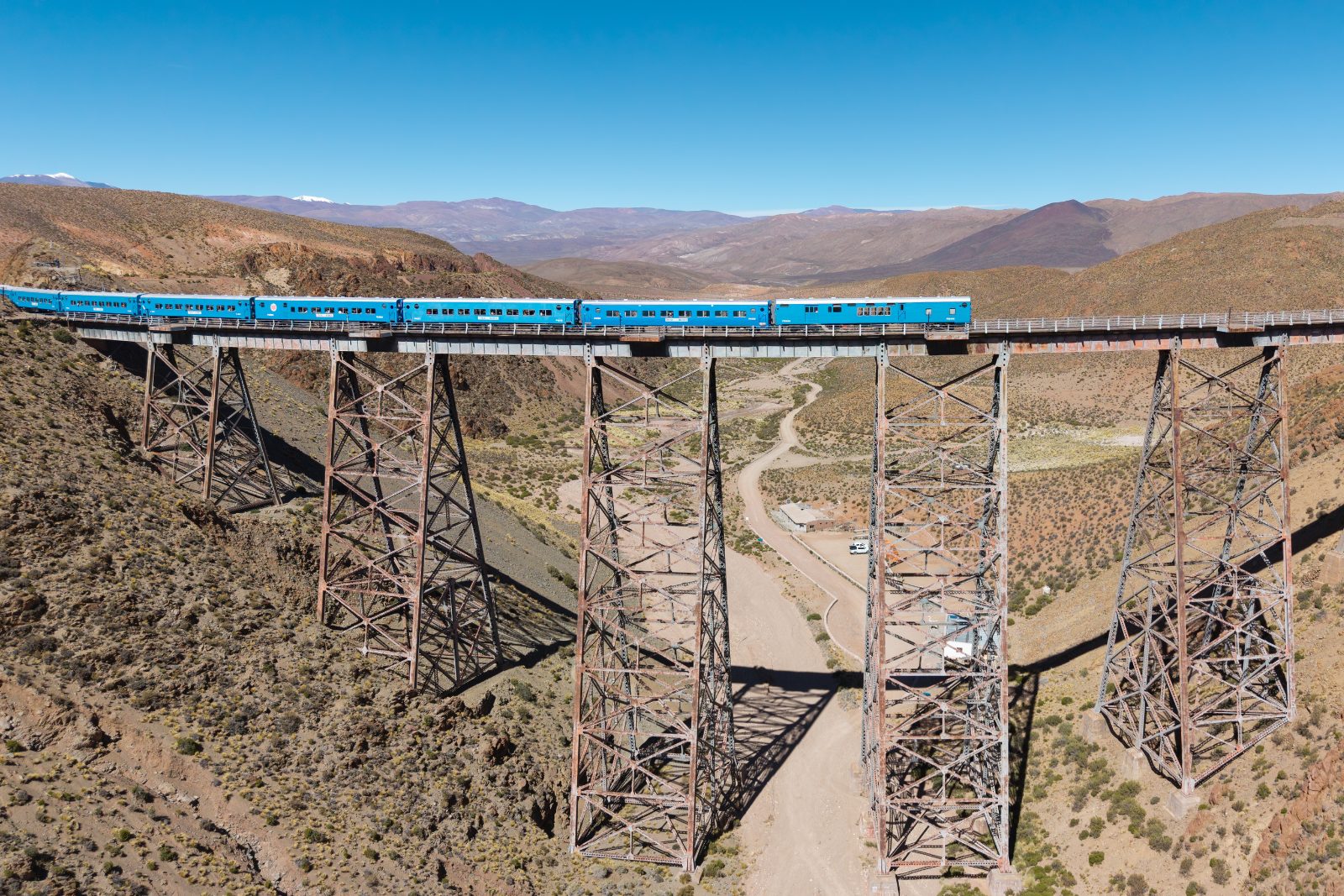 The Tren a las Nubes crossing the La Polvorilla viaduct in the Andes above Salta, Argentina