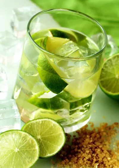 Caipirinha most popular south american drinks