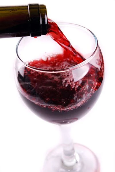 malbec wine - most popular south american drinks