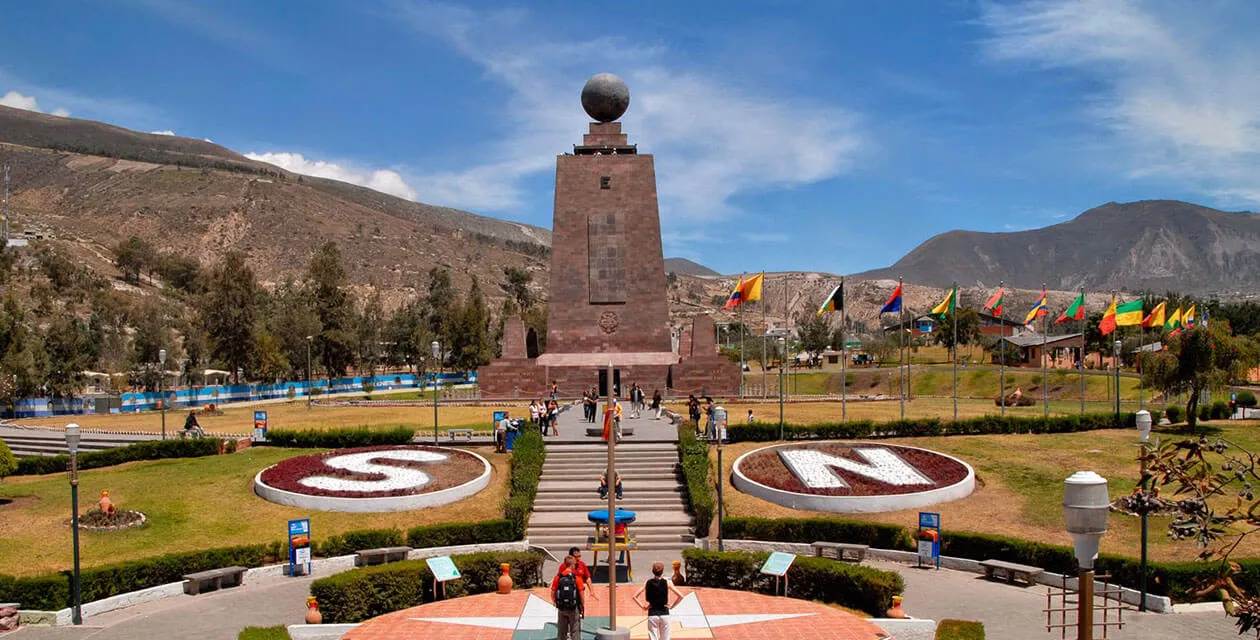 Middle of the Earth on the equator 