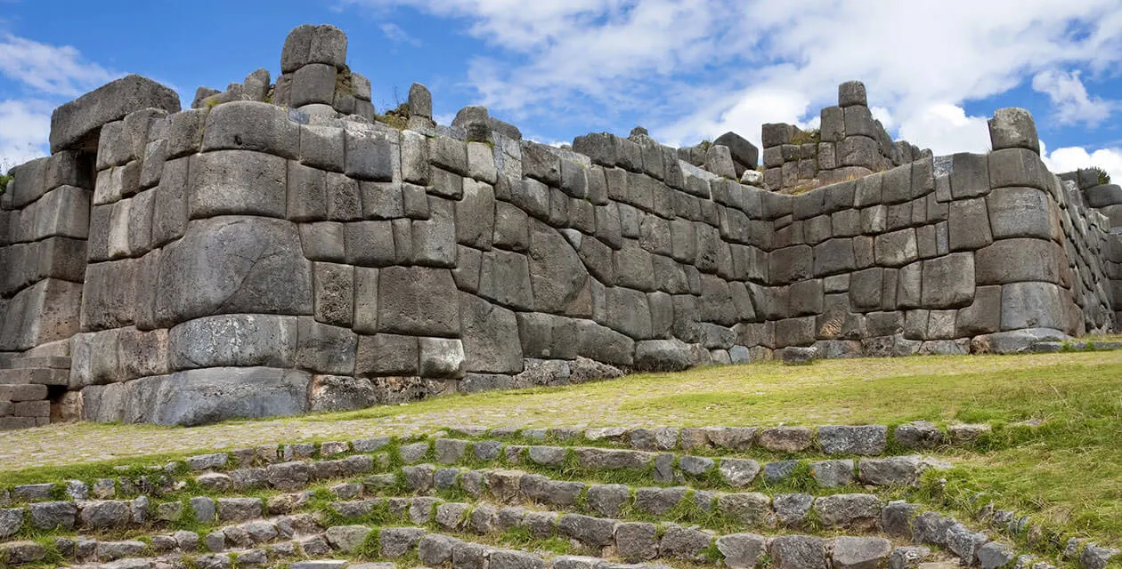 ancient ruins in cusco peru