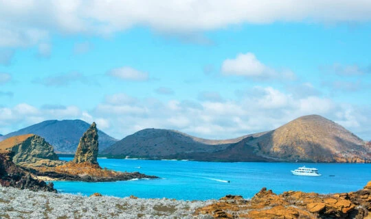 pinnacle rock galapagos island