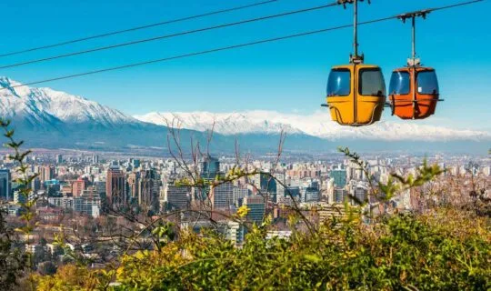 cable-cars-going-up-to-cerro-san-cristobal-in-santiago-de-chile