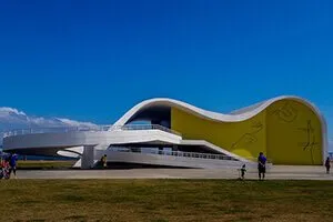 Oscar Niemeyer City Tour