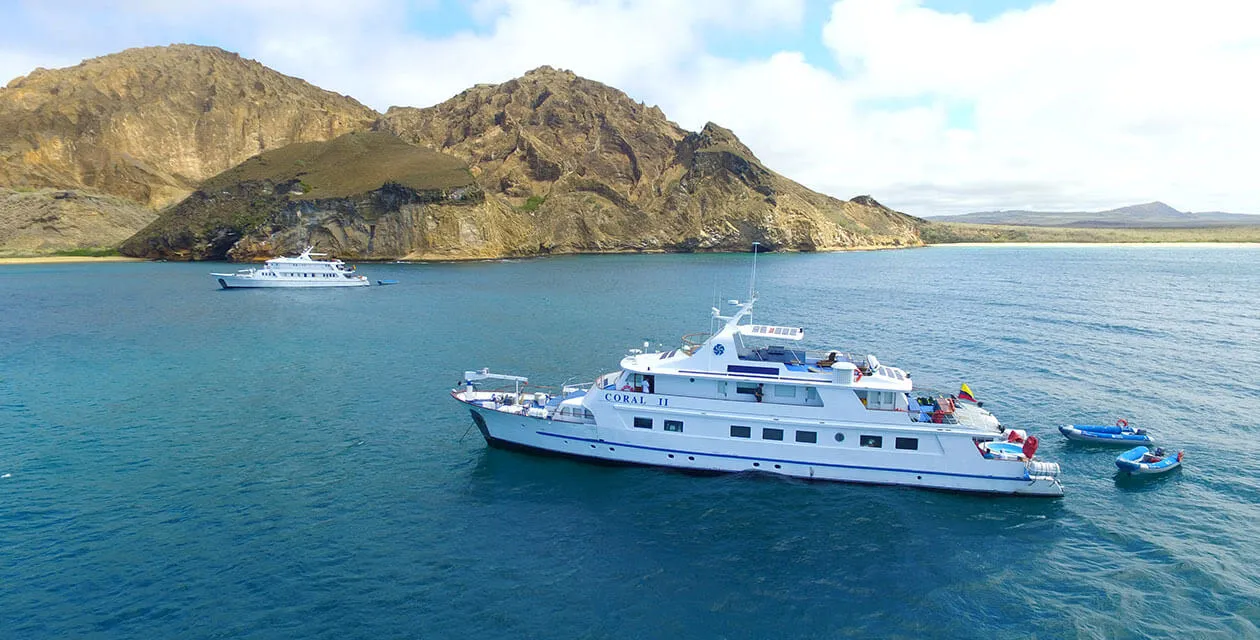 Galapagos cruise sailing water