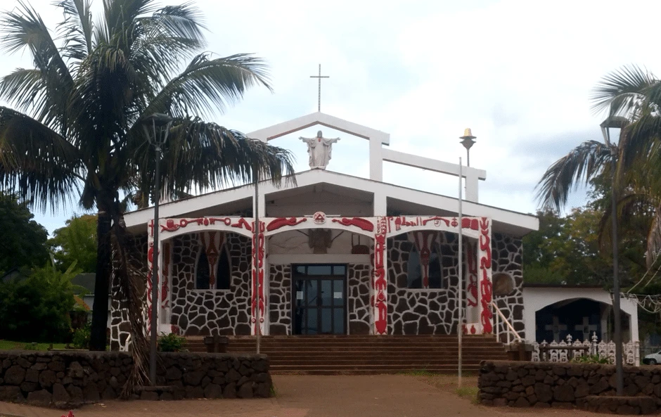 SANTA CRUZ CHURCH