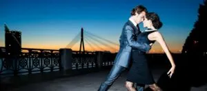 Couple dances in Argentina evening