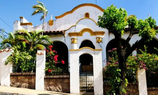 White building in Asuncion, Paraguay