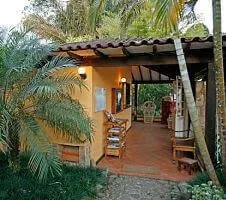 hotel bungalow theme