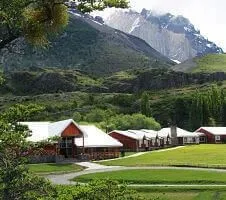 hotels in mountain valley