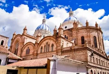 Large stone cathedral in Cuenca, Ecuador