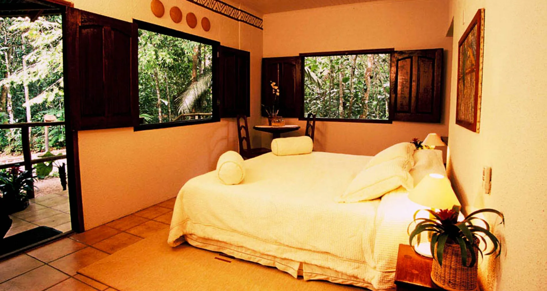 Interior of room at Eco Park Lodge in Brazil