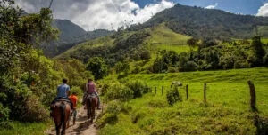 horseback riding in colombia
