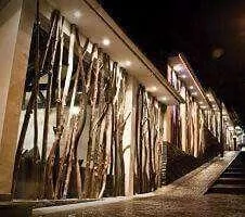 modern hotel entrance hotel Mapi