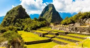landscape of people walking around machu picchu