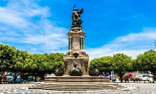 Pillar at center of Manaus plaza