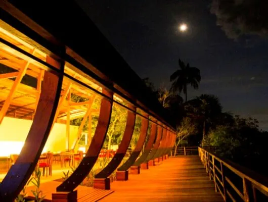 Mirante Lodge at night