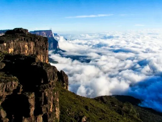Mount Roraima Trek mountains
