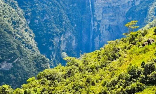 Hillside and chasm in Peru