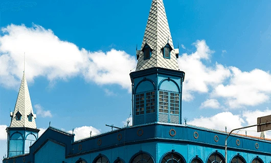very-blue-church-in-belem-with-several-small-towers