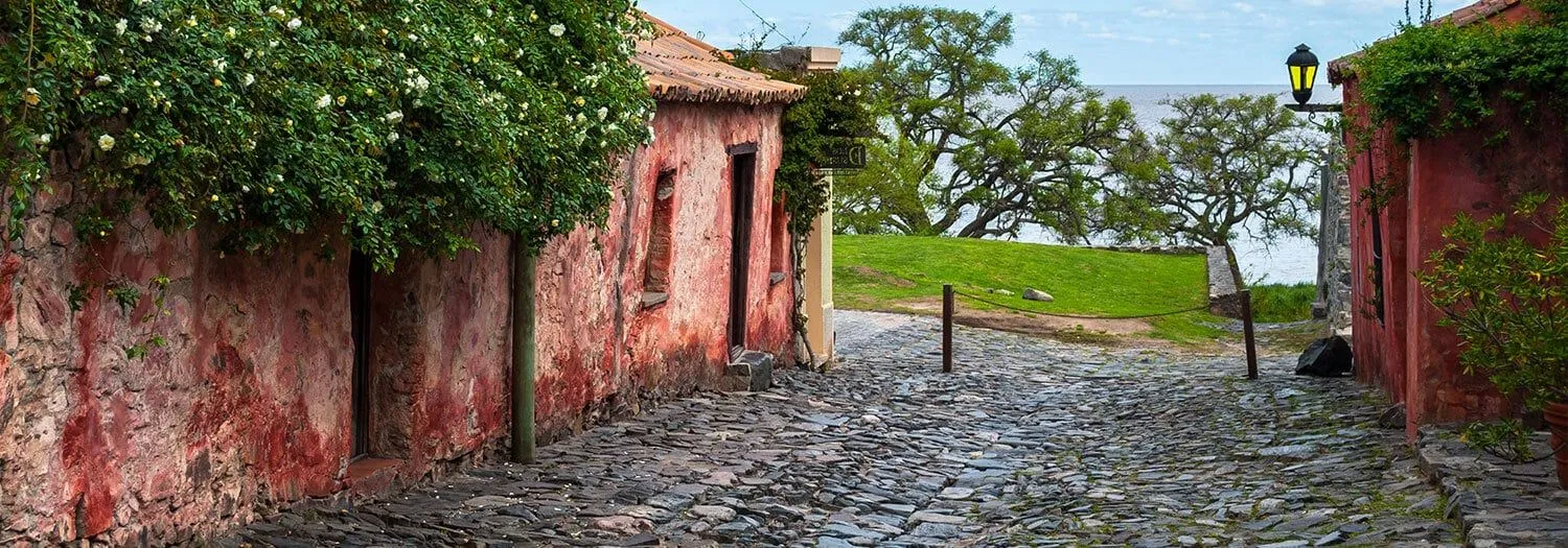scenic-Colonia-del-Sacramento-street-with-historic-buildings-in-Spring