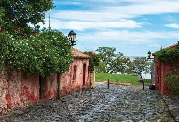 old neighborhood in colonial del sacramento uruguay