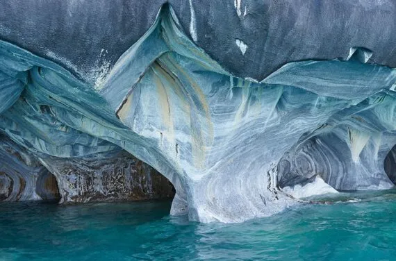 Marble Caves around Patagonia