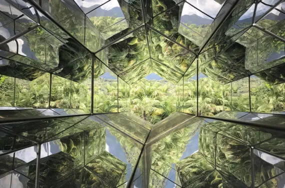 Modern Art exhibit in Inhotim '